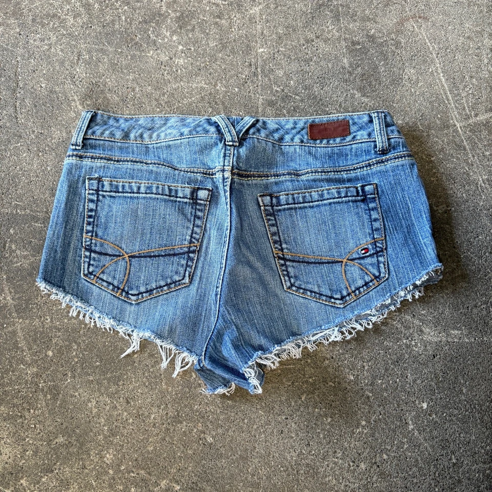 Vintage Tommy Hilfiger Cut Off Denim Jean Shorts Womens 6 Blue Faded Y2K 2" - Image 4 of 4