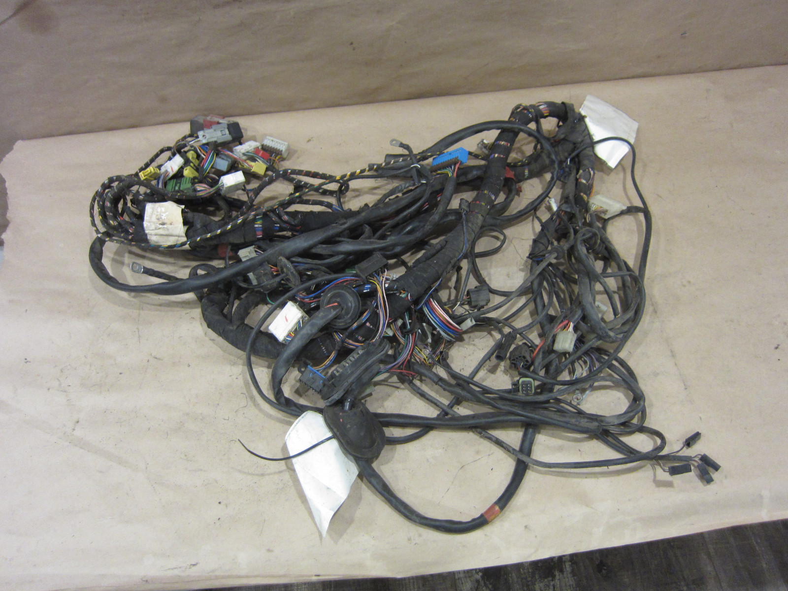 Ferrari 355 F1 USA Not For Spider - Dashboard Connection Cables - P/N 175136