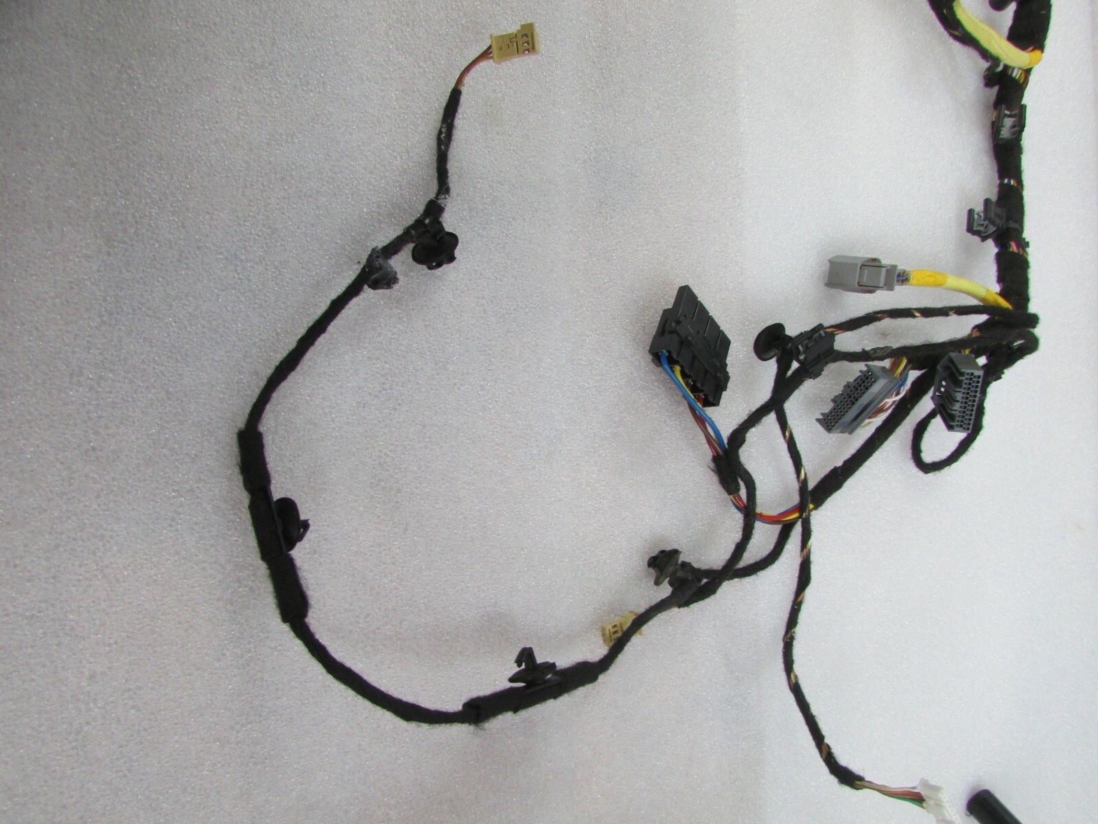 McLaren 720S, RH Door Harness, Damaged, Used, P/N 14MA188CP
