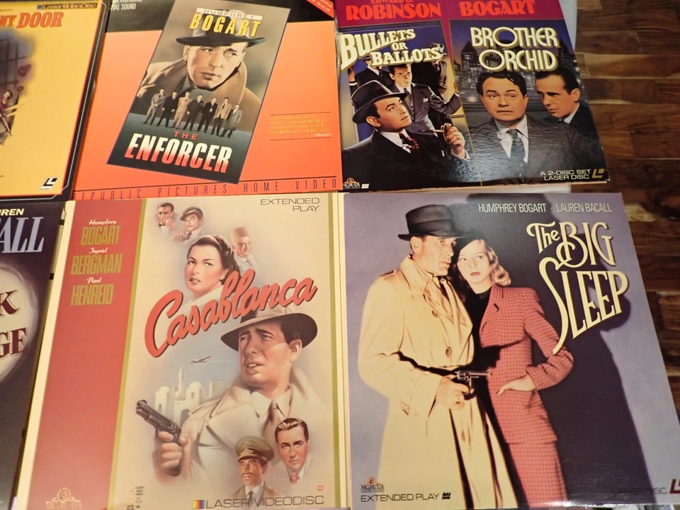 Set of 9 Laserdisc Humphrey Bogart Big sleep Dark Passage Casablanca Enforcer Foto 3 de 4