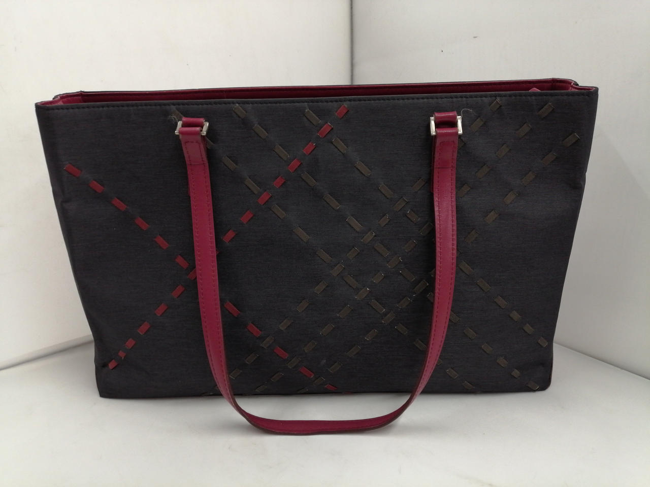 Stitched Tote Bag  No.  Black  Red BURBERRY 1210a