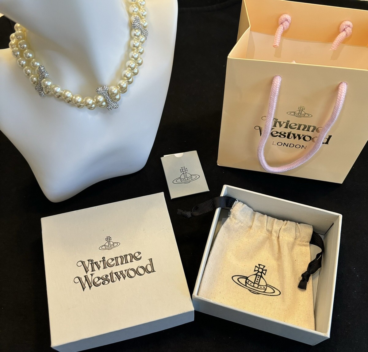 Vivienne Westwood - loop , 縛 New addition to my collection