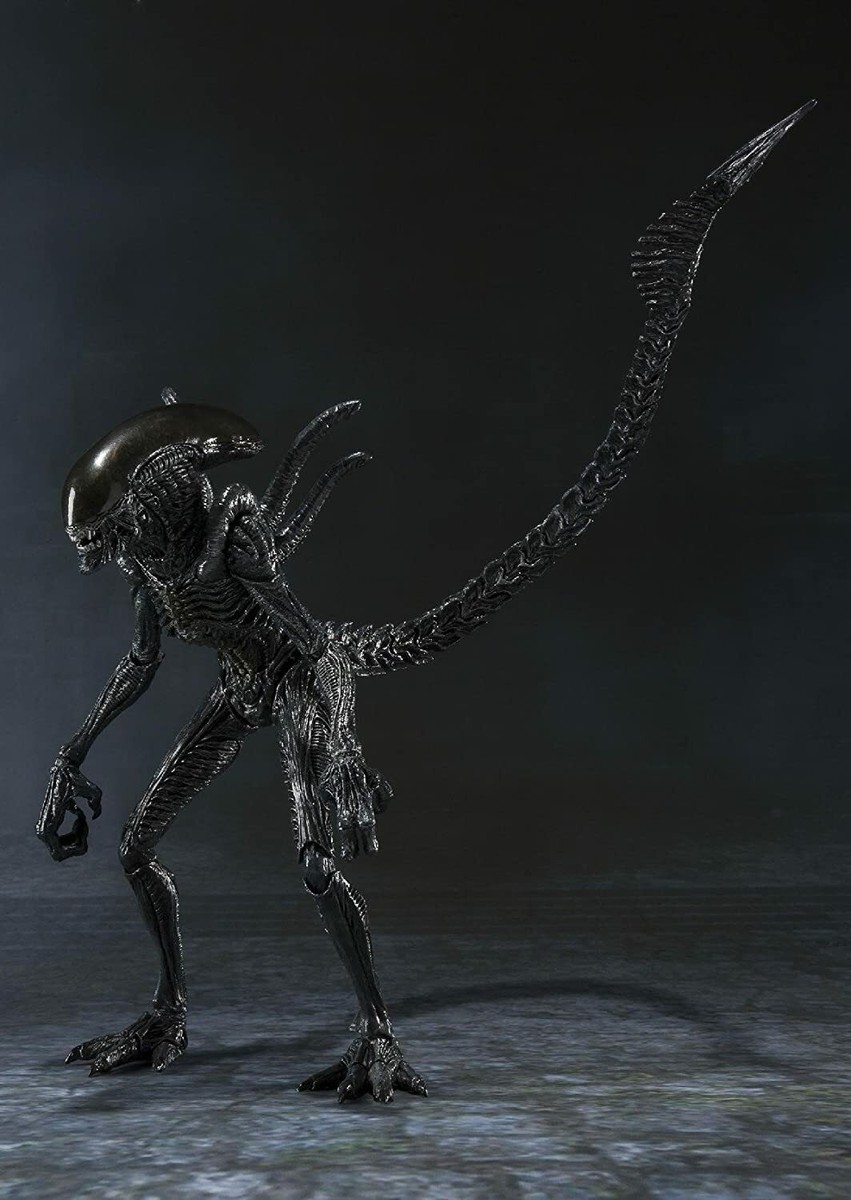 S.H. Monster Arts Alien Warrior Figure Bandai Japan | eBay