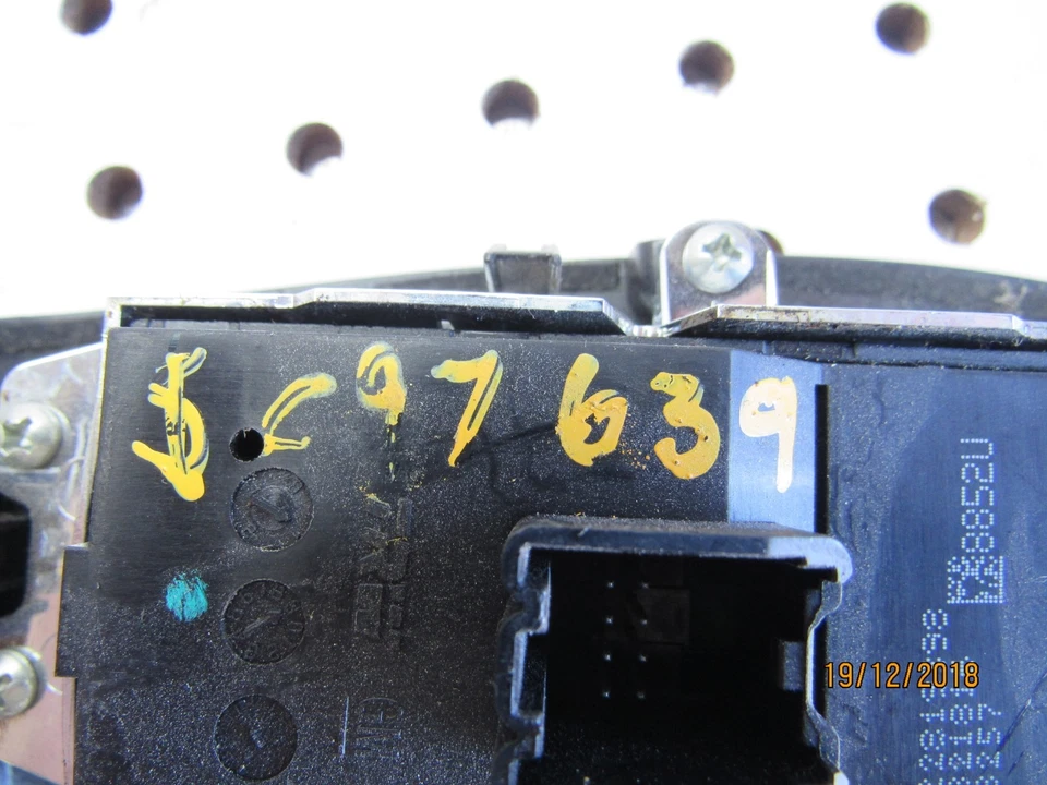 2014 2015 2016 2017 Chevrolet Impala interruptor de janela de energia motorista esquerdo 22819398 - Imagem 4 de 4