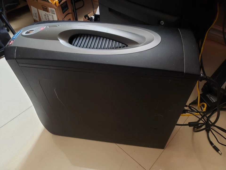 Custom Build Desktop PC AMD FX-4100 quad core 3.6 ghz ram 8 gb 700 gb hdd win 11 - Image 2 of 4