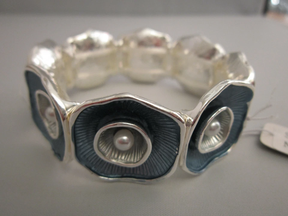 Damen Stretch Armband Armreif Dehnbar Silber Blau Weiss Seerosen Perle Alu Trend - Bild 3 von 3