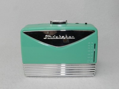 Studebaker Walkabout Personal Stereo Cassette Player AM/FM Radio SB3650