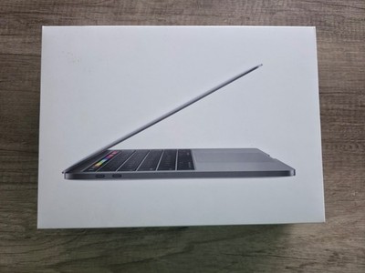 2018 Macbook Pro 13.3, Intel Core i5, CTO 16 GB RAM, 256 GB