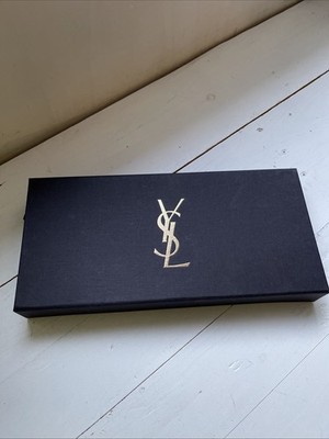 YVES SAINT LAURENT -  Magnet Box / Karton - 32,5x 15,5cm groß / 4,3cm hoch