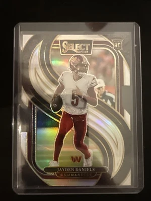 Panini Select 2024 Jayden Daniels RC Silver Die Cut Premier Level Commanders - Bild 1 von 2