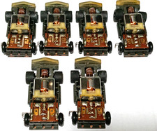 TYCO 6 slotless jam chassiss complete,or just convert to slot car. LOOK at pics.
