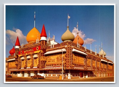 Vintage 1976 Mitchell Corn Palace Postcard South Dakota Landmark