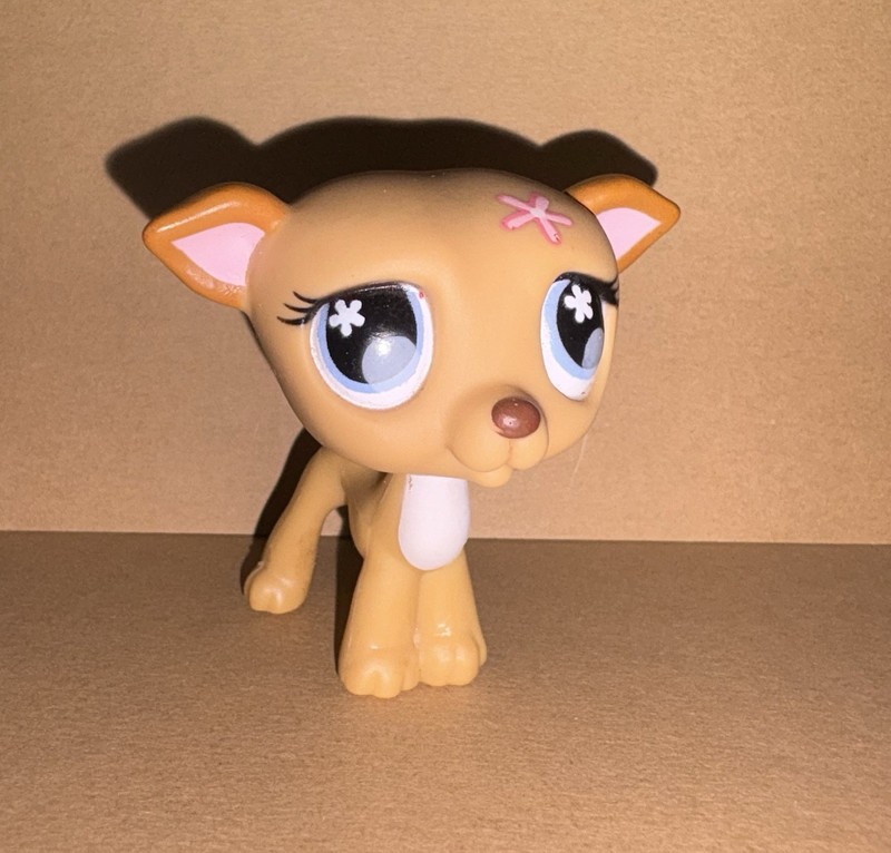 Hasbro Littlest Pet Shop LPS Greyhound Whippet 498
