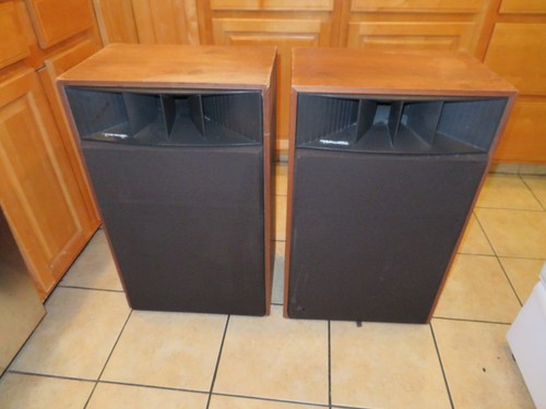 PAIR Realistic Mach One 3 Way Stereo Speakers Tested, Sound Great