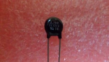 ERZC07DK391U  VARISTOR ZNR TRANSIENT SURGE ABSORBER 390V D-TYPE (10 PER LOT)