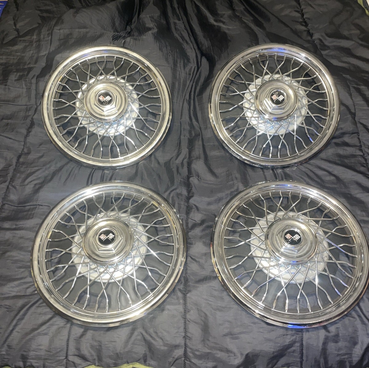 Vintage Set Of 4 Chevy Spoke Hub Cap Crossed Flags Chrome