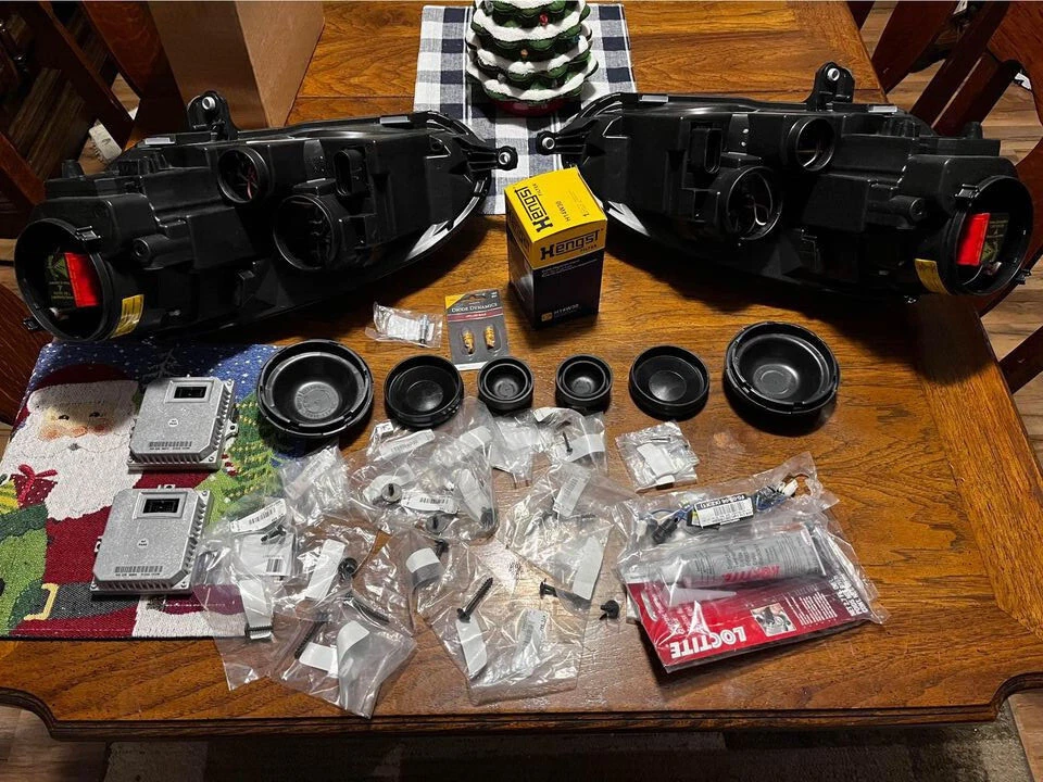 全新 MKV GTI HID 投影仪前灯 带点火器、镇流器、灯泡等 — 第 3/4 张图片