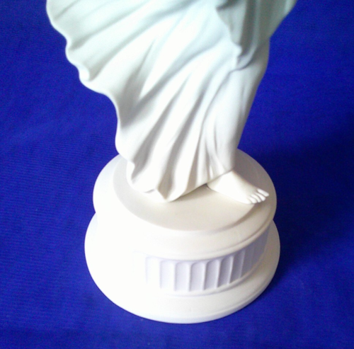Wedgwood Dancing Hours Collection 6th Figurine Limited Edition (879 of 12,500) - Picture 4 of 10