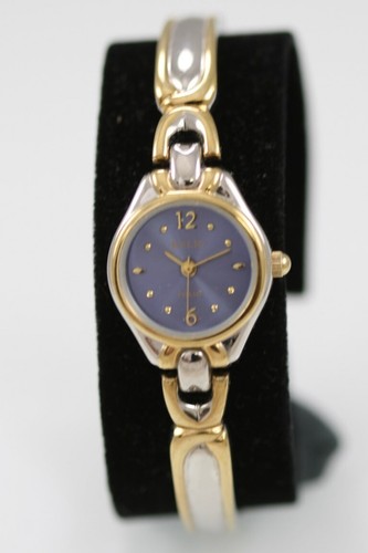 Details Donna Orologio Acciaio Inox Oro Pelle Nero Acqua Resist Bianco
