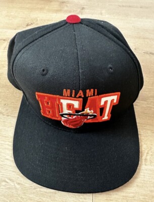 Miami Heat Cap von Mitchell and Ness aus der Hardwood Classics Kollektion