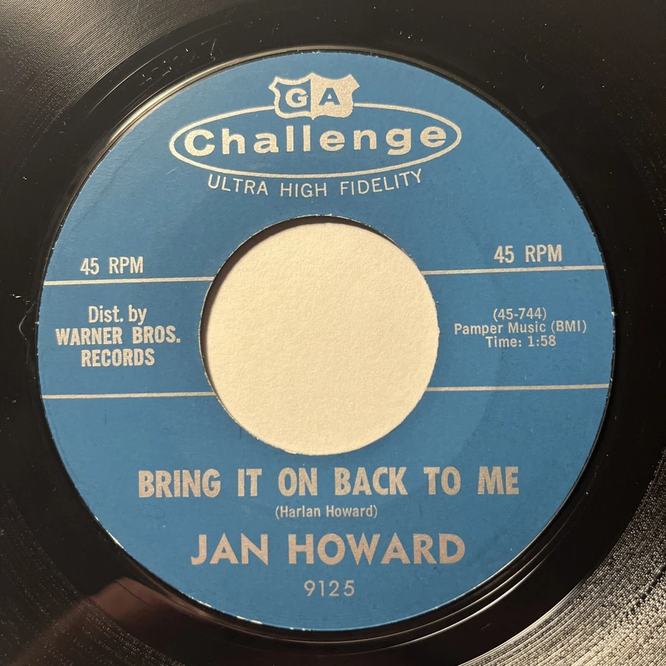 Jan Howard - My Baby's In Berlin / Bring It On Back To Me, Challenge 45 rpm 1961 Foto 2 de 4