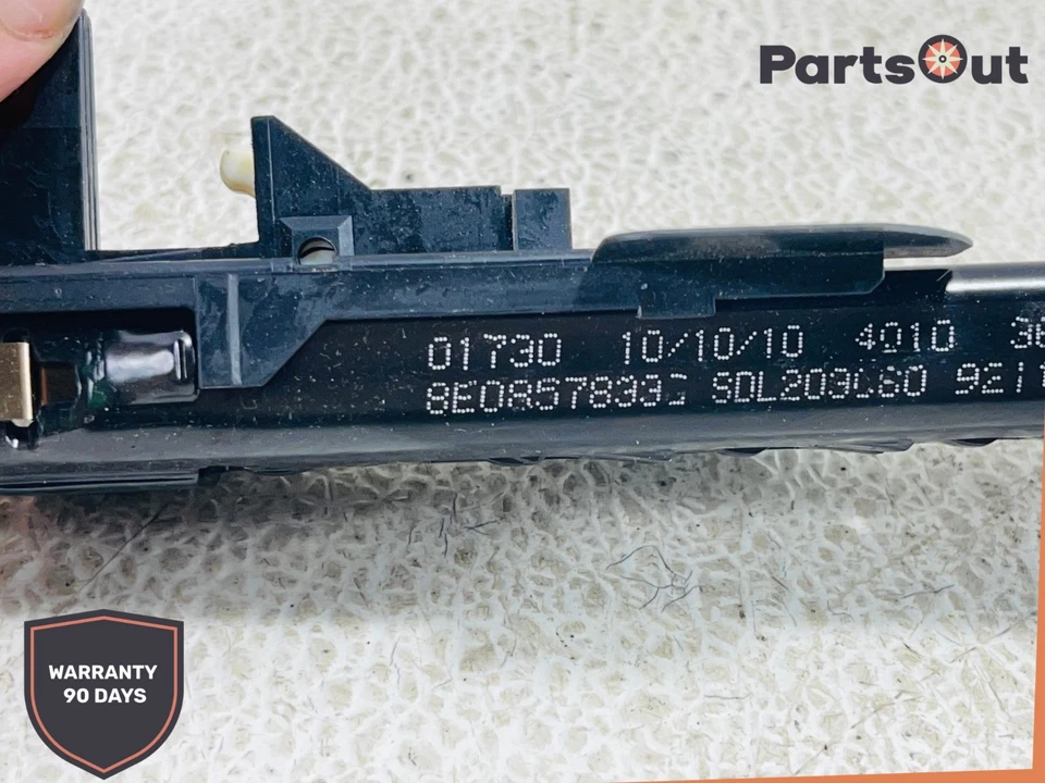 07-15 AUDI Q7 REAR LEFT LH DRIVER OR RIGHT RH SIDE SEATBELT HEIGHT ADJUSTER OEM - Image 2 of 4