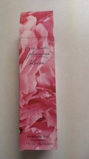 Estee Lauder Pleasures Bloom Eau De Parfum Spray - 1.7 oz (50 mL) - NEW