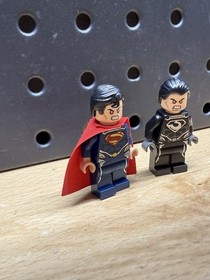 LEGO DC Minifigure: Man of Steel Movie Superman + General Zod Minifigures