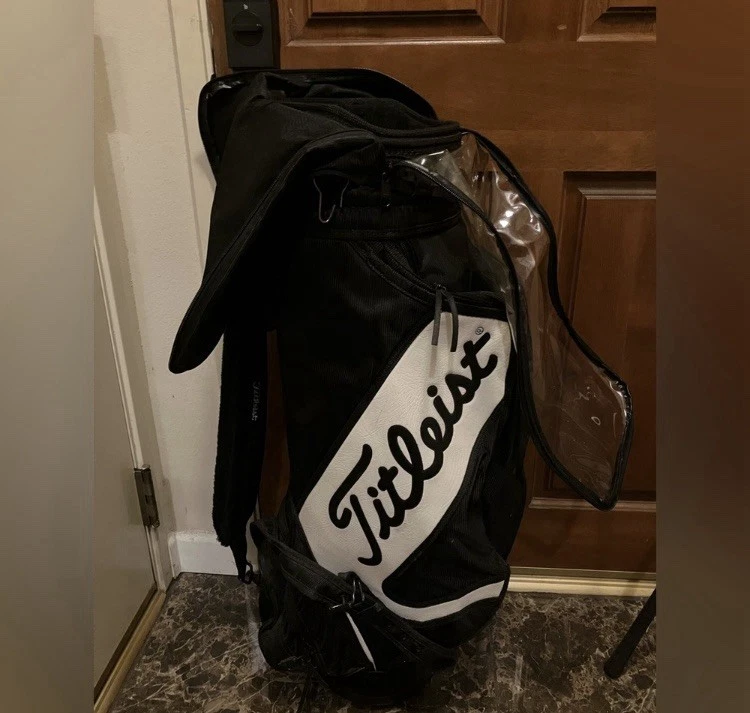 Bolsa de golf Titleist divisor de 6 vías con sistema de correa para el hombro Foto 2 de 4