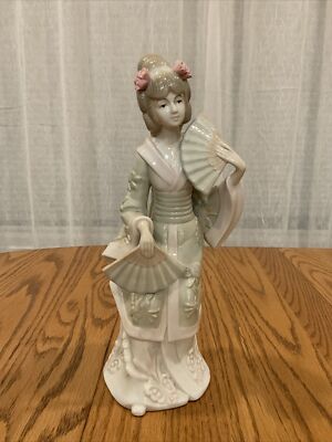 Vintage KPM Porcelain Beautiful Geisha Oriental Girl With Fans 11'' Figurine