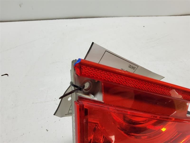 2016-2019 JAGUAR XF TRUNK MOUNTED LEFT TAIL LIGHT CHIPPED CORNER