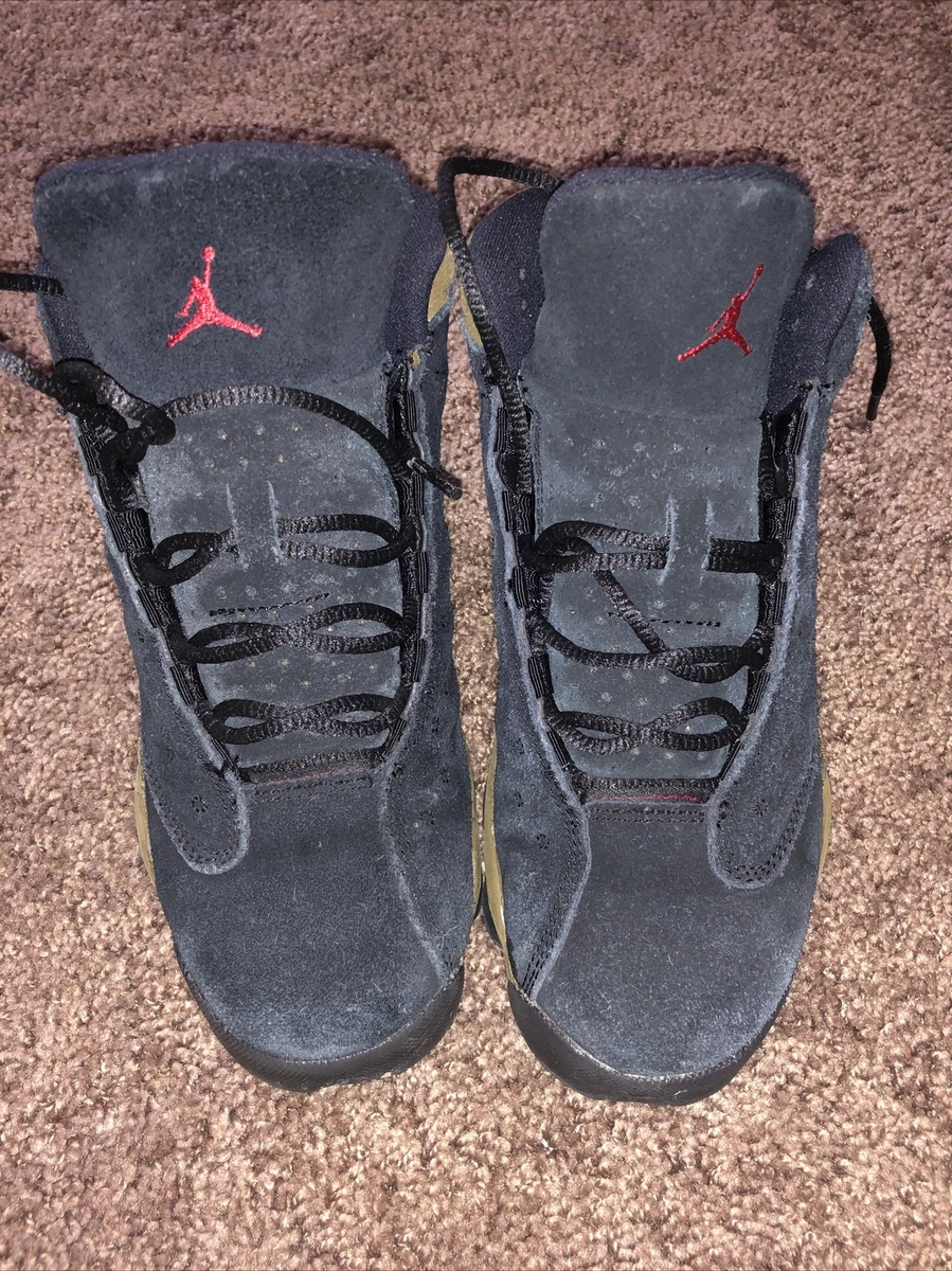 Jordan retro hotsell 13s black