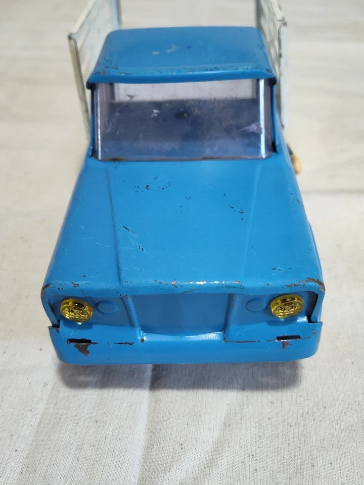 Vintage Tonka Step Side Pick Up Truck, Farm Stake Rack, Sheep Livestock Blue B19 - Image 4 of 4