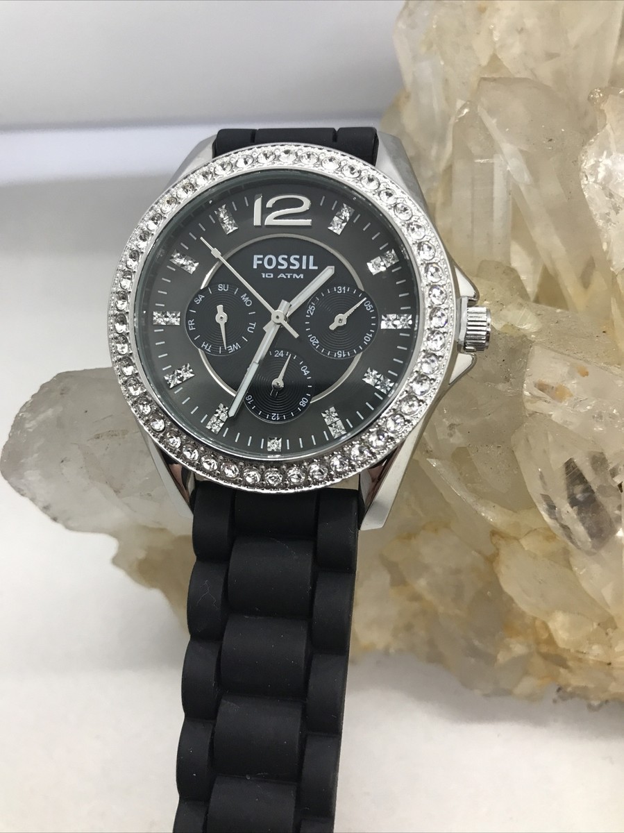 Girls Large Dial Fossil 10ATM Watch With New Battery