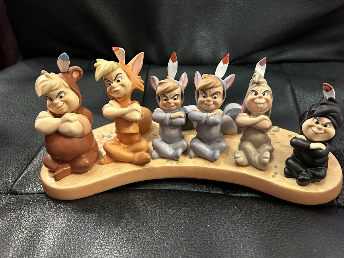 ディズニー　WDCC 希少 WDCC Disney Fireside Celebration Peter Pan 2005 Signature Series