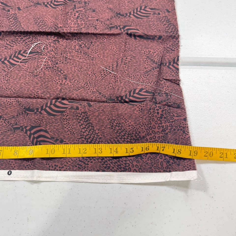 acolchado en blanco tela algodón animal print cebras marrón 18x44 Foto 3 de 4