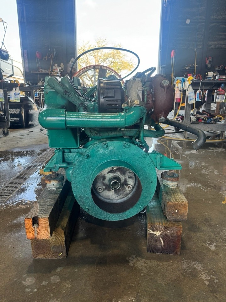 Volvo Penta AD41DMarine Diesel Engine Runs Great Only 596 Hours | eBay