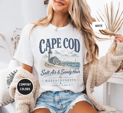 Cape Cod Lighthouse Massachusetts Comfort Tee