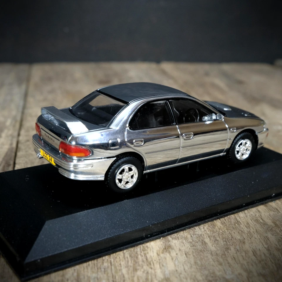 Club de Coleccionistas Miembros Vanguards Cromo Subaru Impreza, 1/43 en Caja Foto 3 de 4