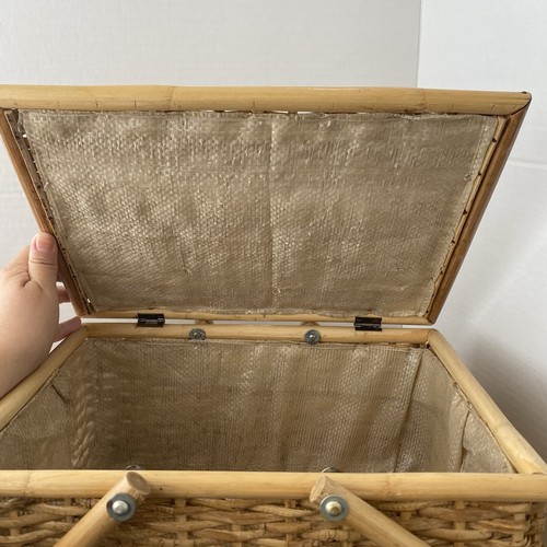 Vintage Picnic Hamper Basket (Empty) Wicker Basket Double Wooden Handles - Picture 4 of 11