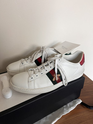 GUCCI Ace Web Stripe Bee Sneakers SZ 8.5 (G Width)