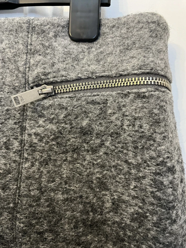 Mint Velvet ombré grey wool blend short skirt zip back size 8 - Image 2 of 4