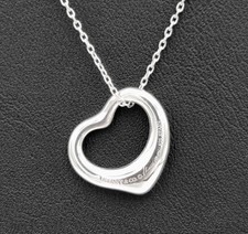 Tiffany & Co Naszyjnik z otwartym sercem Srebrny 8001279985 152365667