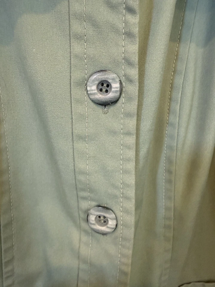 Abrigo de invierno vintage para damas años 70 forrado de piel sintética grande cremallera completa verde grupo ocho Foto 2 de 4