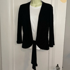 Chico  s Travelers black acetate/spandex open front jacket that ties at waist