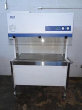 ESCO Technologies VDA-42A Fume Hood  Change Station Very Nice Condition