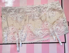 NWT VICTORIA'S SECRET LARGE IVORY LACE UP RIBBON MESH V STRING GARTER BELT SKIRT