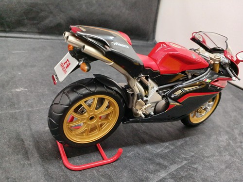 MINICHAMPS MV AGUSTA F4 1000 TAMBURI 2005 Red Black 1/12 Motorcycle - Picture 8 of 16
