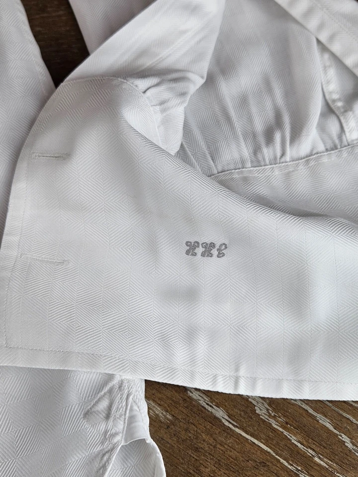 Turnbull & Asser Made In England Dress Shirt Men's 16/41 Pattern White Button Up - Image 4 of 4