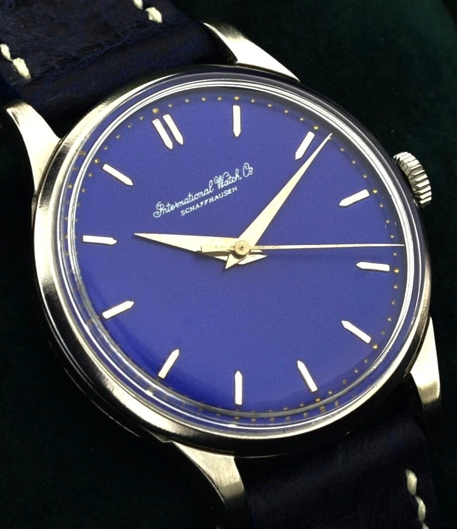 IWC Schaffhausen — Vintage IWC - Classics - Men - 1960-1969 Swiss 35 mm
